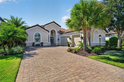 House in Bradenton, Florida 3 bedrooms, 269.23 sq.m. № 2431055