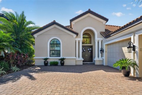House in Bradenton, Florida 3 bedrooms, 269.23 sq.m. № 2431055 - photo 4