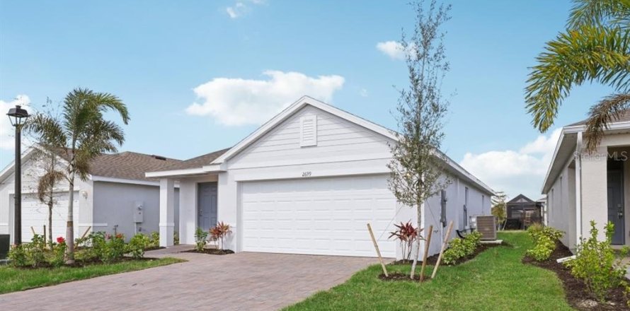 Casa en Port Charlotte, Florida 3 dormitorios, 120.96 m2 № 2377524