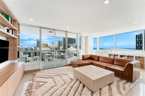 Condo à Miami Beach, Floride, 2 chambres  № 2022935