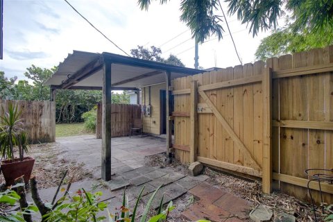 Casa en alquiler en Saint Petersburg, Florida, 2 dormitorios, 74.32 m2 № 1886807 - foto 18