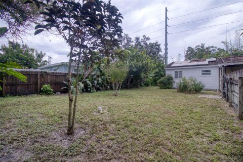 Casa en alquiler en Saint Petersburg, Florida, 2 dormitorios, 74.32 m2 № 1886807 - foto 21