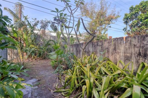 Casa en alquiler en Saint Petersburg, Florida, 2 dormitorios, 74.32 m2 № 1886807 - foto 10