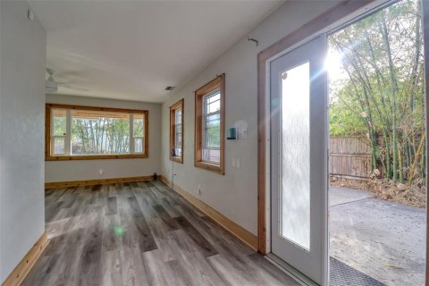 Casa en alquiler en Saint Petersburg, Florida, 2 dormitorios, 74.32 m2 № 1886807 - foto 16