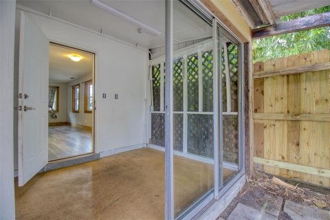 Casa en alquiler en Saint Petersburg, Florida, 2 dormitorios, 74.32 m2 № 1886807 - foto 24