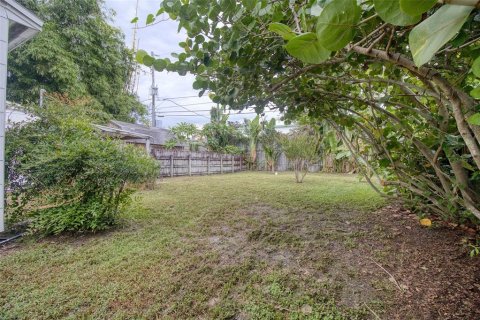 Casa en alquiler en Saint Petersburg, Florida, 2 dormitorios, 74.32 m2 № 1886807 - foto 19