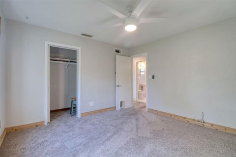 Casa en alquiler en Saint Petersburg, Florida, 2 dormitorios, 74.32 m2 № 1886807 - foto 8