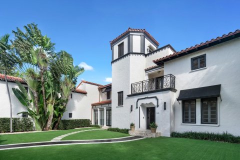 House in Miami Beach, Florida 7 bedrooms, 567.08 sq.m. № 1696931 - photo 6