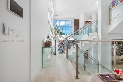 Villa ou maison à vendre à Miami Beach, Floride: 6 chambres, 457.26 m2 № 2154023 - photo 30