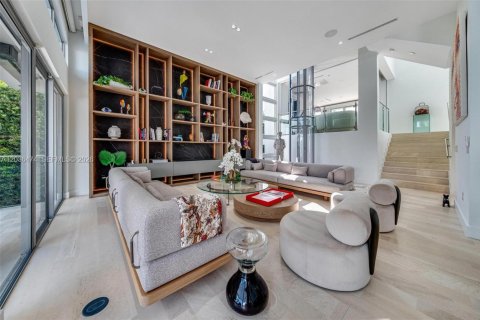 Villa ou maison à vendre à Miami Beach, Floride: 6 chambres, 457.26 m2 № 2154023 - photo 28