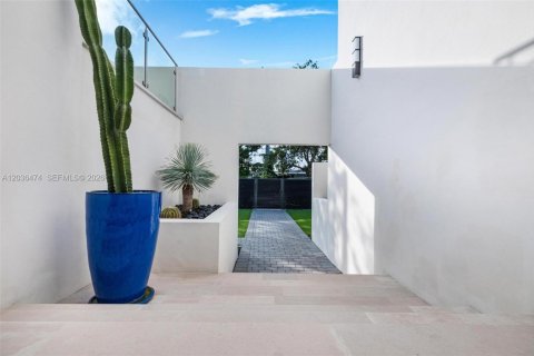 Villa ou maison à vendre à Miami Beach, Floride: 6 chambres, 457.26 m2 № 2154023 - photo 8