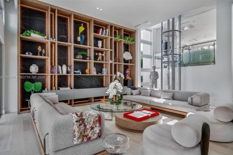 Villa ou maison à vendre à Miami Beach, Floride: 6 chambres, 457.26 m2 № 2154023 - photo 27