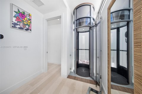 Villa ou maison à vendre à Miami Beach, Floride: 6 chambres, 457.26 m2 № 2154023 - photo 29