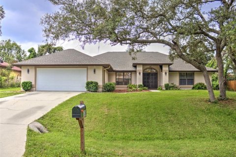 House in Ocala, Florida 3 bedrooms, 242.2 sq.m. № 2279925