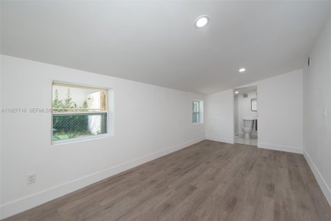 Casa en venta en Pompano Beach, Florida, 5 dormitorios, 103.31 m2 № 1986188 - foto 14