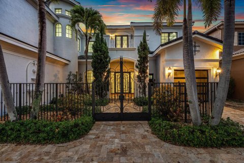 Villa ou maison à vendre à Boca Raton, Floride: 6 chambres, 624.49 m2 № 2265587 - photo 2