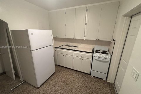 Casa en alquiler en Fort Lauderdale, Florida, 1 dormitorio, 354.79 m2 № 2044173 - foto 7