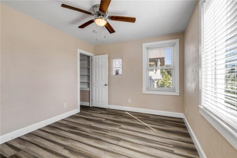Immobilier commercial à vendre à Daytona Beach, Floride: 4 chambres, 167.97 m2 № 2430544 - photo 17