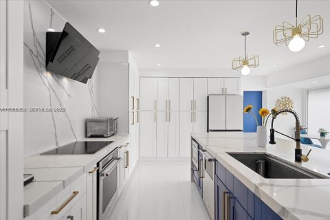 Adosado en venta en Boca Raton, Florida, 3 dormitorios, 312.89 m2 № 2028097 - foto 18