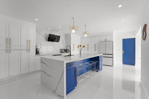 Adosado en venta en Boca Raton, Florida, 3 dormitorios, 312.89 m2 № 2028097 - foto 17