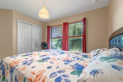 House in Kissimmee, Florida 4 bedrooms, 200.3 sq.m. № 1787698 - photo 23