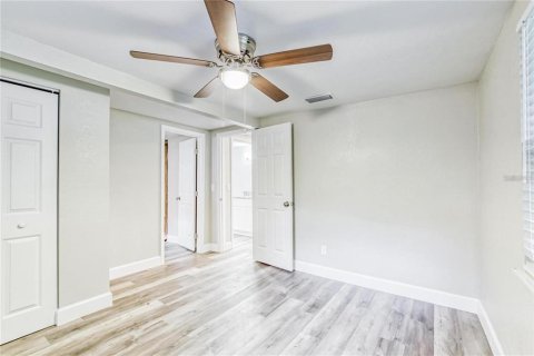 Villa ou maison à vendre à Seffner, Floride: 4 chambres, 91.23 m2 № 2148750 - photo 5