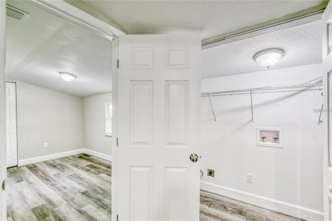 Villa ou maison à vendre à Seffner, Floride: 4 chambres, 91.23 m2 № 2148750 - photo 8
