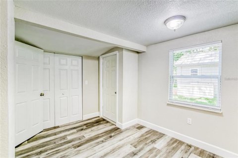 Villa ou maison à vendre à Seffner, Floride: 4 chambres, 91.23 m2 № 2148750 - photo 9
