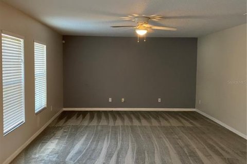 House in Sanford, Florida 4 bedrooms, 230.03 sq.m. № 2427068 - photo 14
