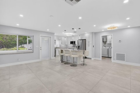 Townhouse in Delray Beach, Florida 2 bedrooms, 99.03 sq.m. № 2191175 - photo 8