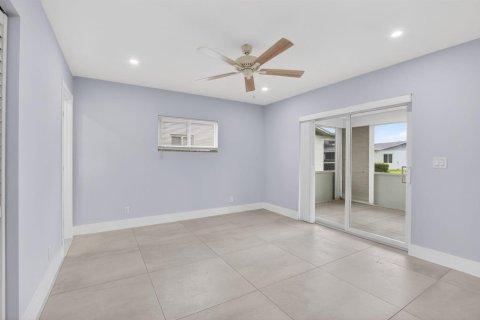 Townhouse in Delray Beach, Florida 2 bedrooms, 99.03 sq.m. № 2191175 - photo 30