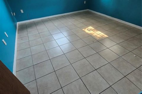 House in Sarasota, Florida 2 bedrooms, 145.67 sq.m. № 2400283 - photo 21