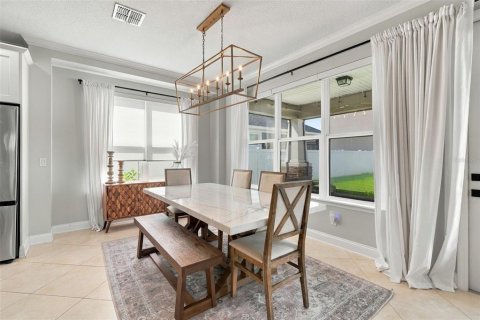 House in Orlando, Florida 4 bedrooms, 255.02 sq.m. № 2418674 - photo 16
