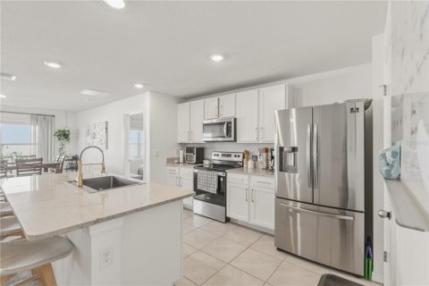 House in Newberry, Florida 3 bedrooms, 150.04 sq.m. № 2376669 - photo 5