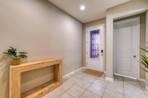 House in Davenport, Florida 3 bedrooms, 164.53 sq.m. № 1744492 - photo 3