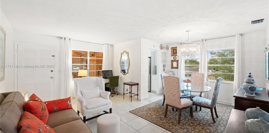 Condo à Hallandale Beach, Floride, 1 chambre  № 1940021