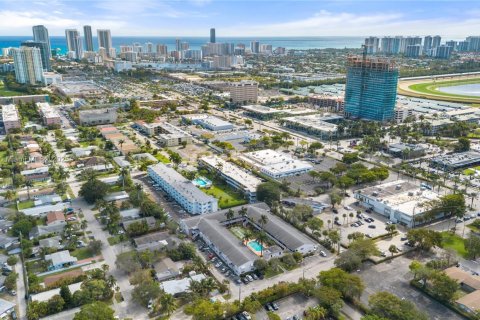 Copropriété à vendre à Hallandale Beach, Floride: 1 chambre, 60.39 m2 № 1940021 - photo 22