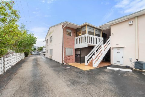 Copropriété à vendre à Hallandale Beach, Floride: 1 chambre, 60.39 m2 № 1940021 - photo 21