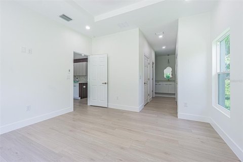 House in Tampa, Florida 3 bedrooms, 141.4 sq.m. № 2113730 - photo 24
