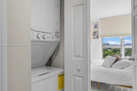 Copropriété à vendre à Aventura, Floride: 2 chambres, 128.21 m2 № 1705560 - photo 14