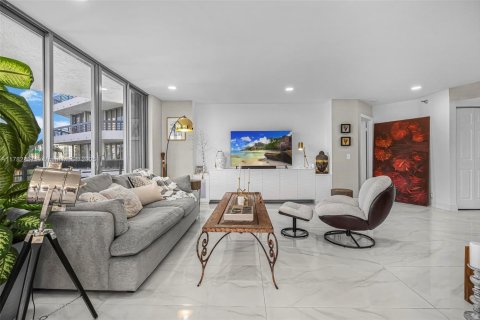 Copropriété à vendre à Aventura, Floride: 2 chambres, 128.21 m2 № 1705560 - photo 4