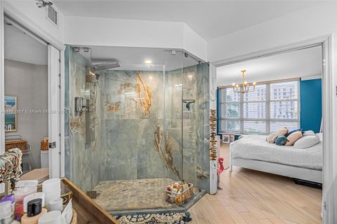 Copropriété à vendre à Aventura, Floride: 2 chambres, 128.21 m2 № 1705560 - photo 21