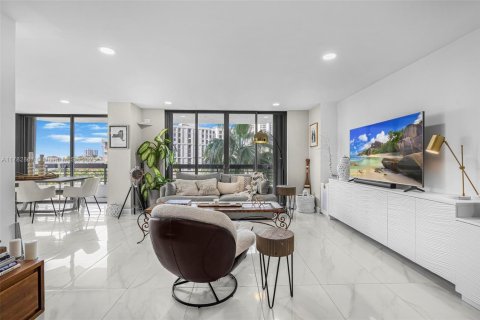 Copropriété à vendre à Aventura, Floride: 2 chambres, 128.21 m2 № 1705560 - photo 3