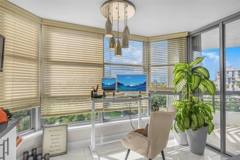 Copropriété à vendre à Aventura, Floride: 2 chambres, 128.21 m2 № 1705560 - photo 13