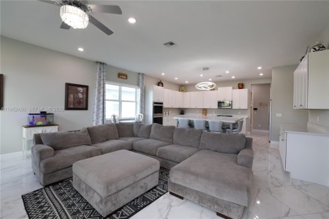 Купить виллу или дом в Уэстлейк, Флорида 5 спален, 381.83м2, № 2006674 - фото 21