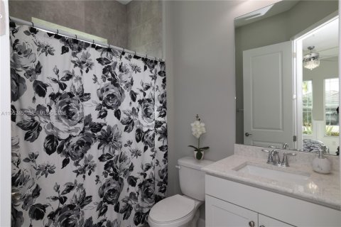 Купить виллу или дом в Уэстлейк, Флорида 5 спален, 381.83м2, № 2006674 - фото 13