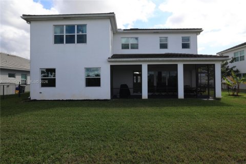 Купить виллу или дом в Уэстлейк, Флорида 5 спален, 381.83м2, № 2006674 - фото 8