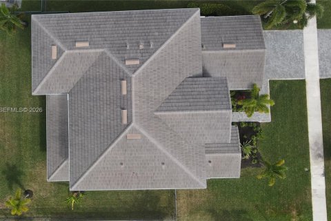 Купить виллу или дом в Уэстлейк, Флорида 5 спален, 381.83м2, № 2006674 - фото 6