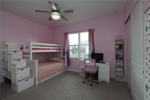 Купить виллу или дом в Уэстлейк, Флорида 5 спален, 381.83м2, № 2006674 - фото 30