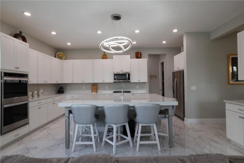 Купить виллу или дом в Уэстлейк, Флорида 5 спален, 381.83м2, № 2006674 - фото 25